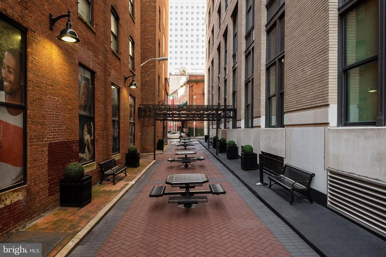 26 South Calvert Street - Photo 5 of 50