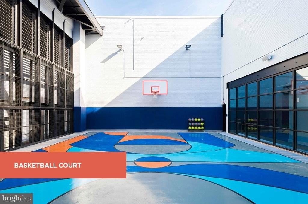 300 Saint Paul Pl Unit 2br - Photo 5 of 50