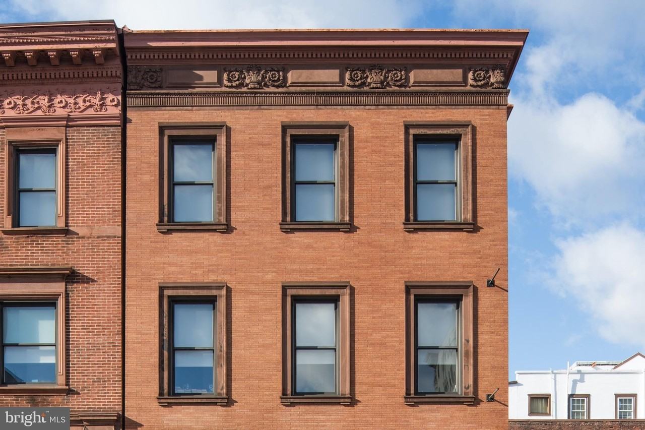 1304 Saint Paul St Unit 1br - Photo 5 of 32