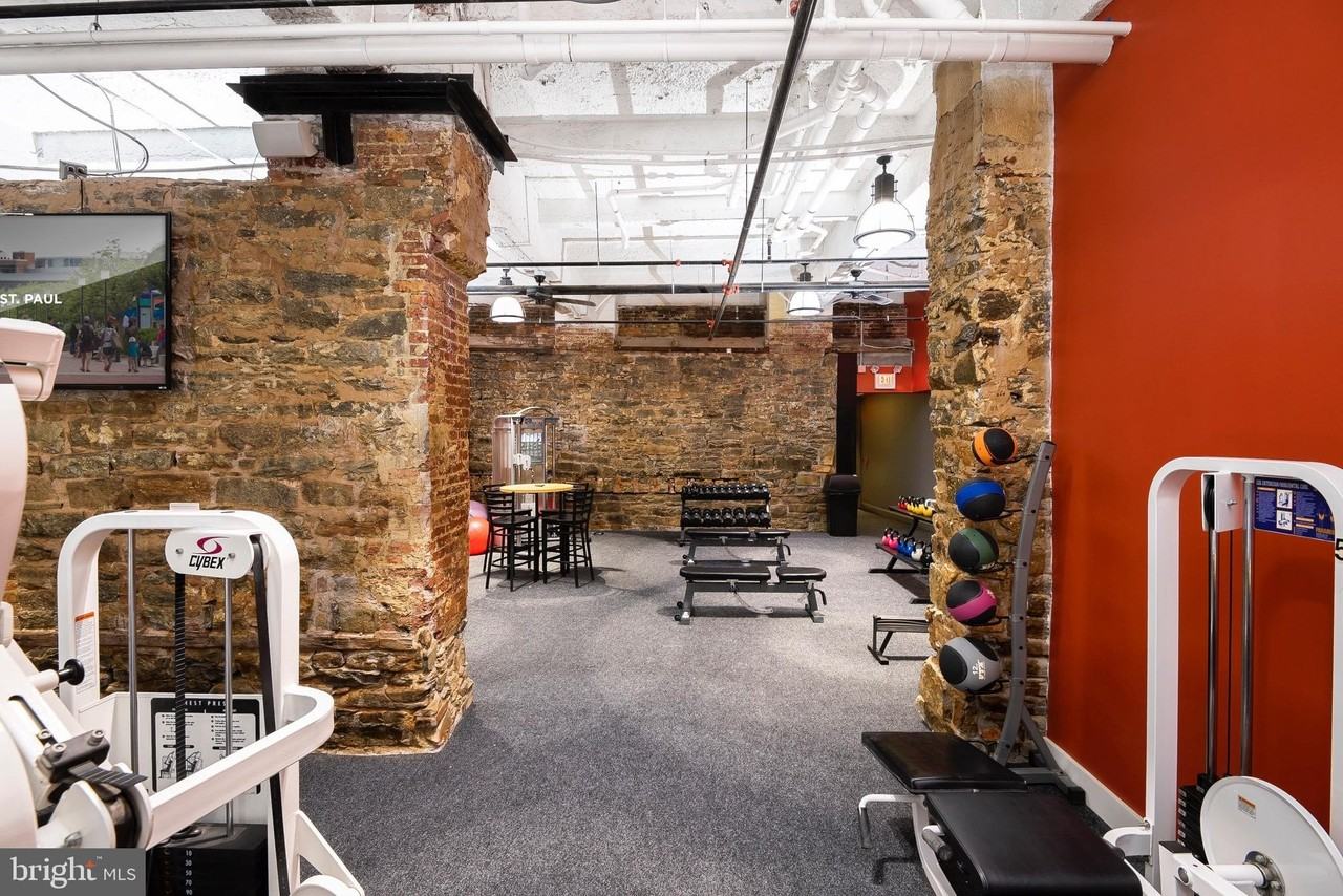 521 Saint Paul St Unit 2br - Photo 5 of 44