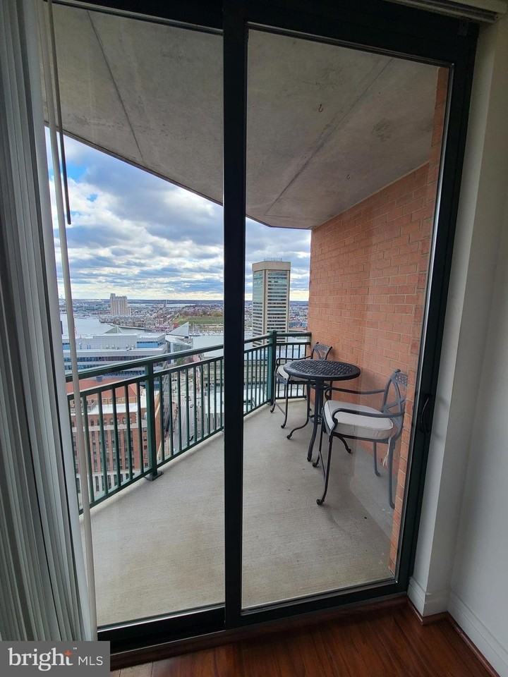 414 Water St Apt 2613 #2613 - Photo 3 of 42