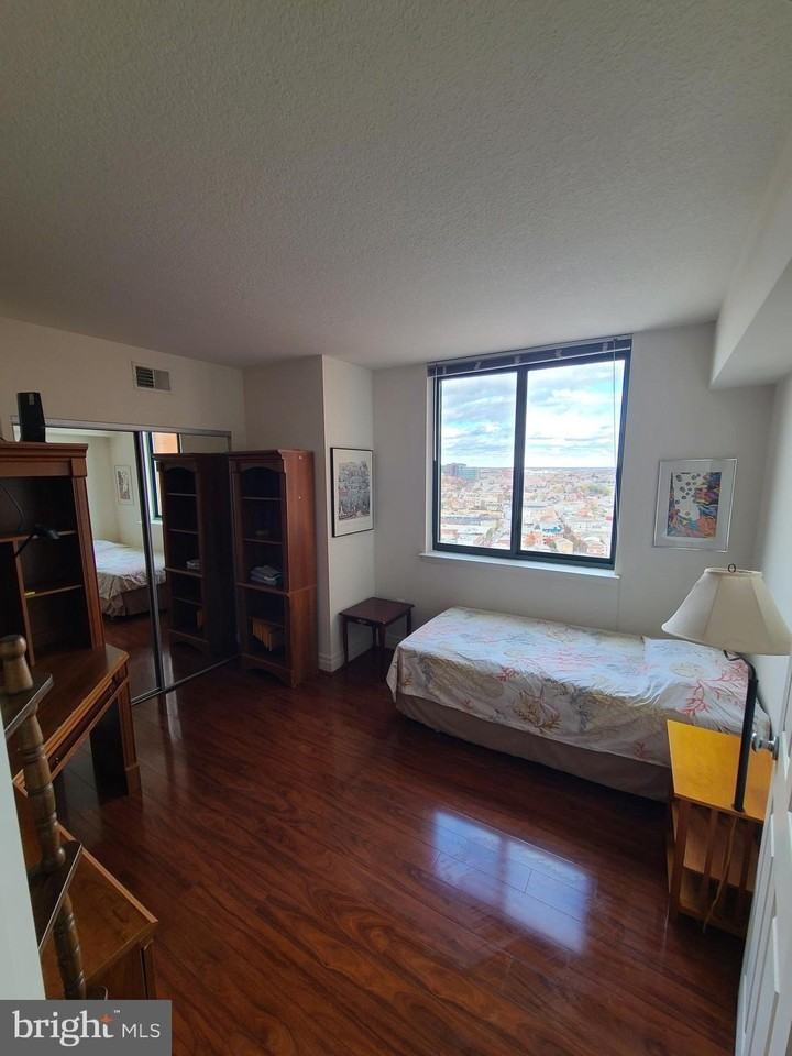 414 Water St Apt 2613 #2613 - Photo 4 of 42