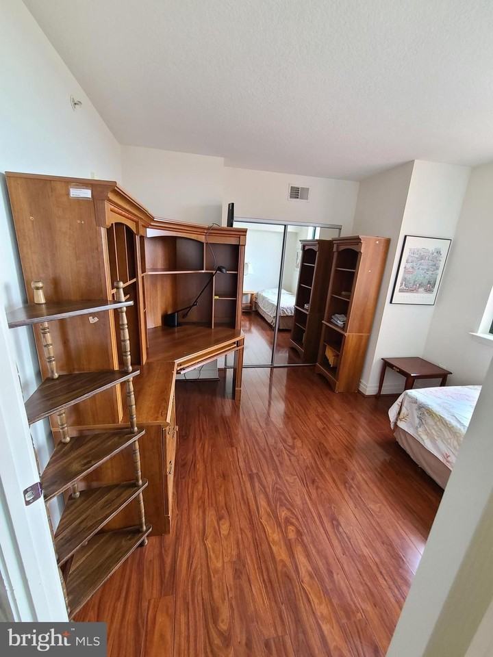 414 Water St Apt 2613 #2613 - Photo 5 of 42