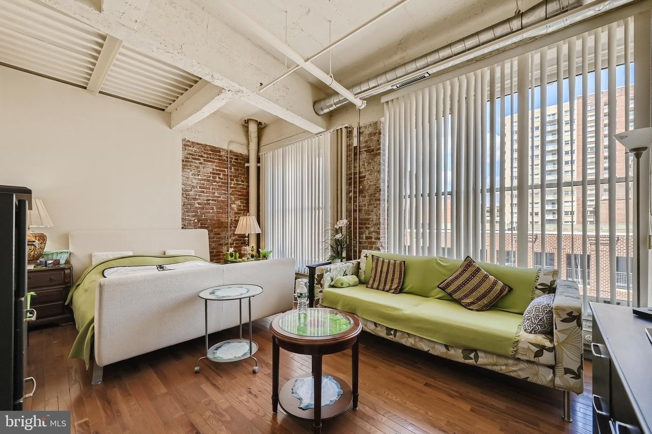 311 W Baltimore St Apt 501 #501 - Photo 5 of 28