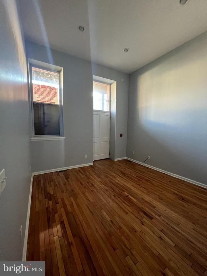 416 North Howard Street #1A - Photo 2 of 4