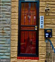 226 N Glover St - Photo 1 of 1