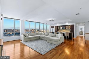 featured image of 675 President St Unit 2706 #2706