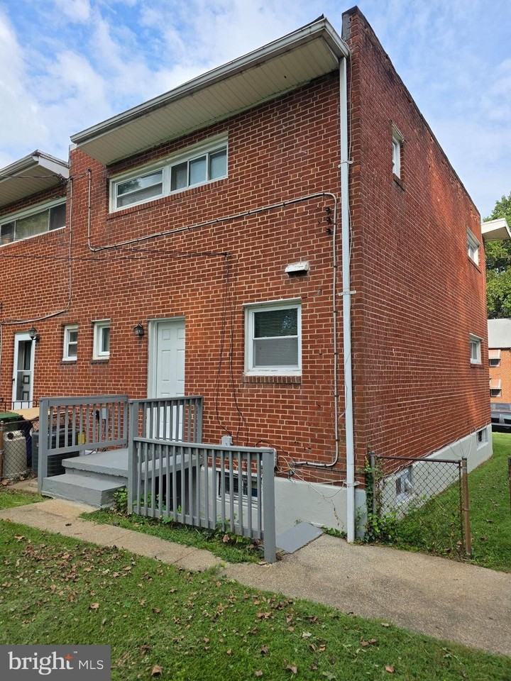 3807 Bowers Ave - Photo 4 of 36