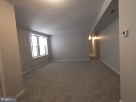 307 Dolphin St Apt 1f #1F - Photo 1 of 1