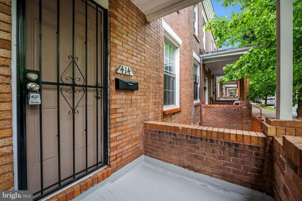 414 North Bouldin Street - Photo 4 of 23