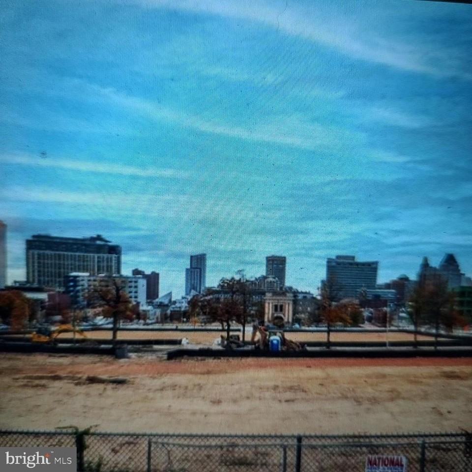 303 S Bethel St - Photo 2 of 17