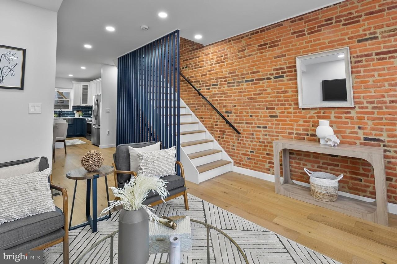 3306 East Lombard Street - Photo 7 of 44