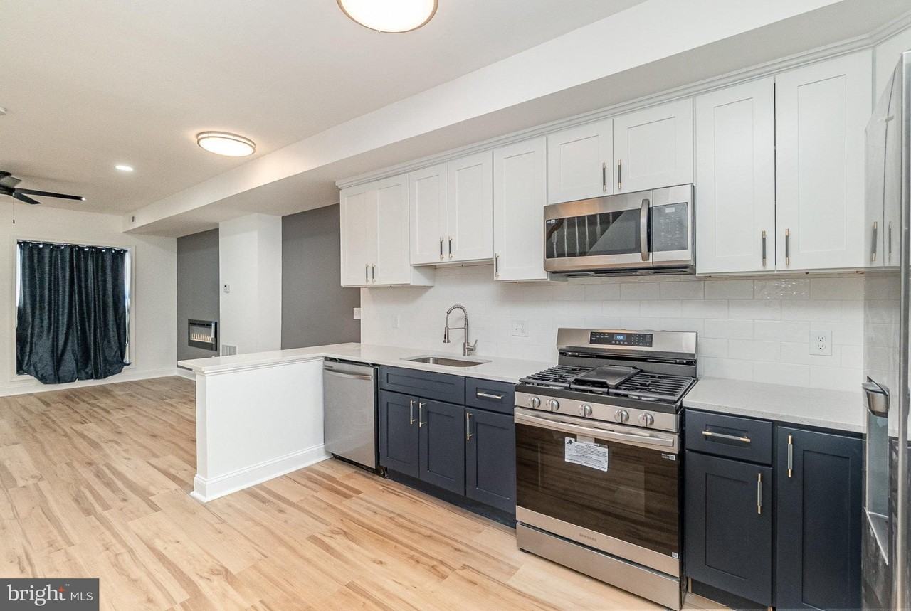 727 N Collington Ave - Photo 5 of 25