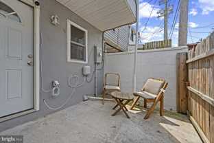 712 N Duncan St - Photo 1 of 1