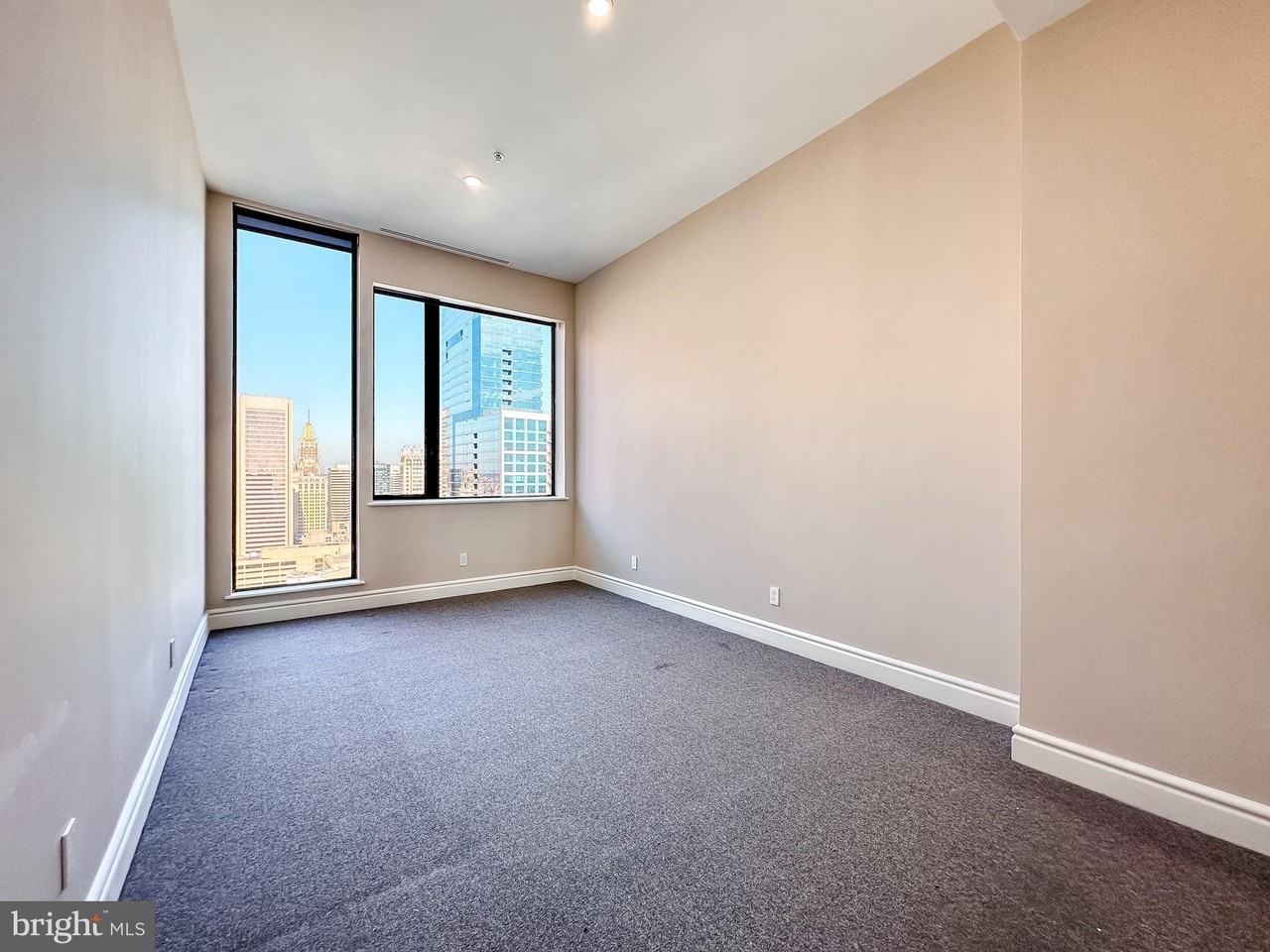 10 E Lee St Apt 2701 #2701 - Photo 6 of 50