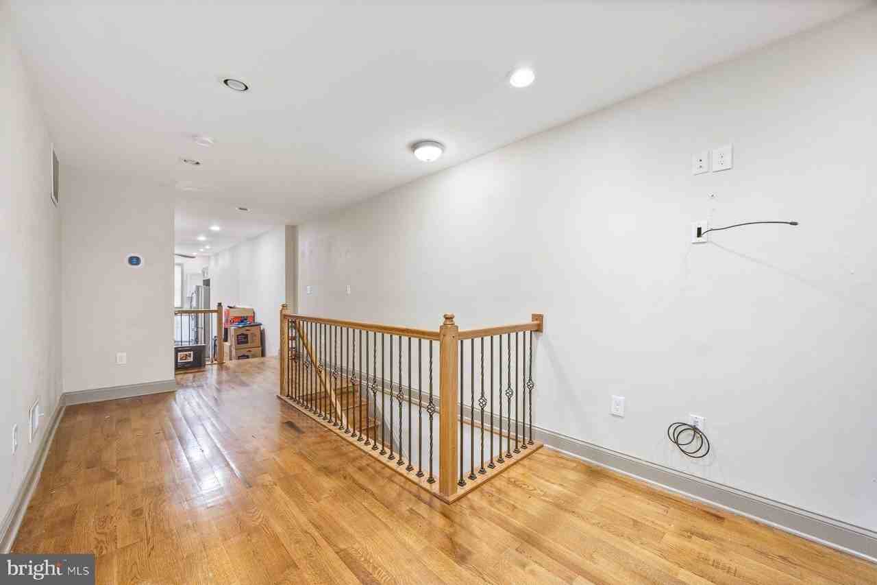 2209 Mullikin Street - Photo 4 of 32