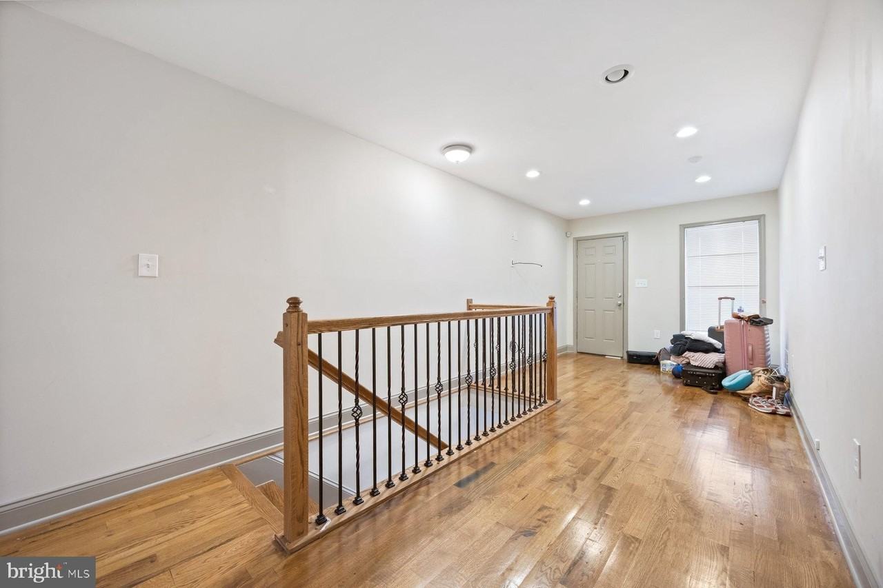 2209 Mullikin Street - Photo 5 of 32