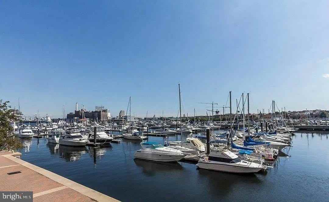 100 Harborview Dr Unit 906 #906