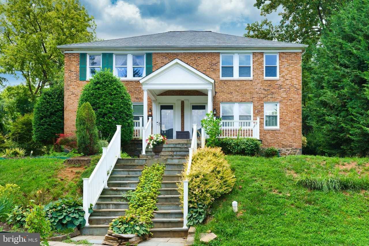 5708 Rockspring Rd Apt B #B - Photo 2 of 19