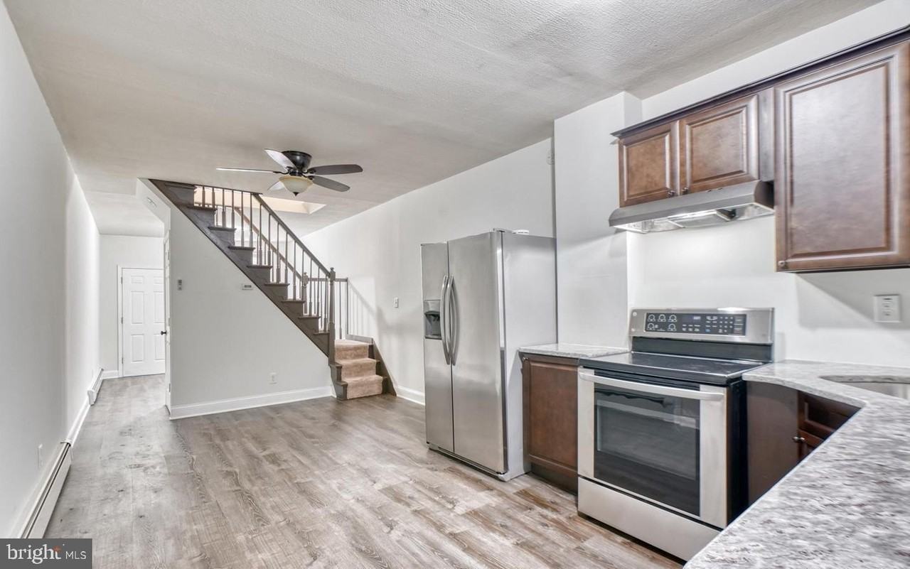 204 N Port St - Photo 7 of 16