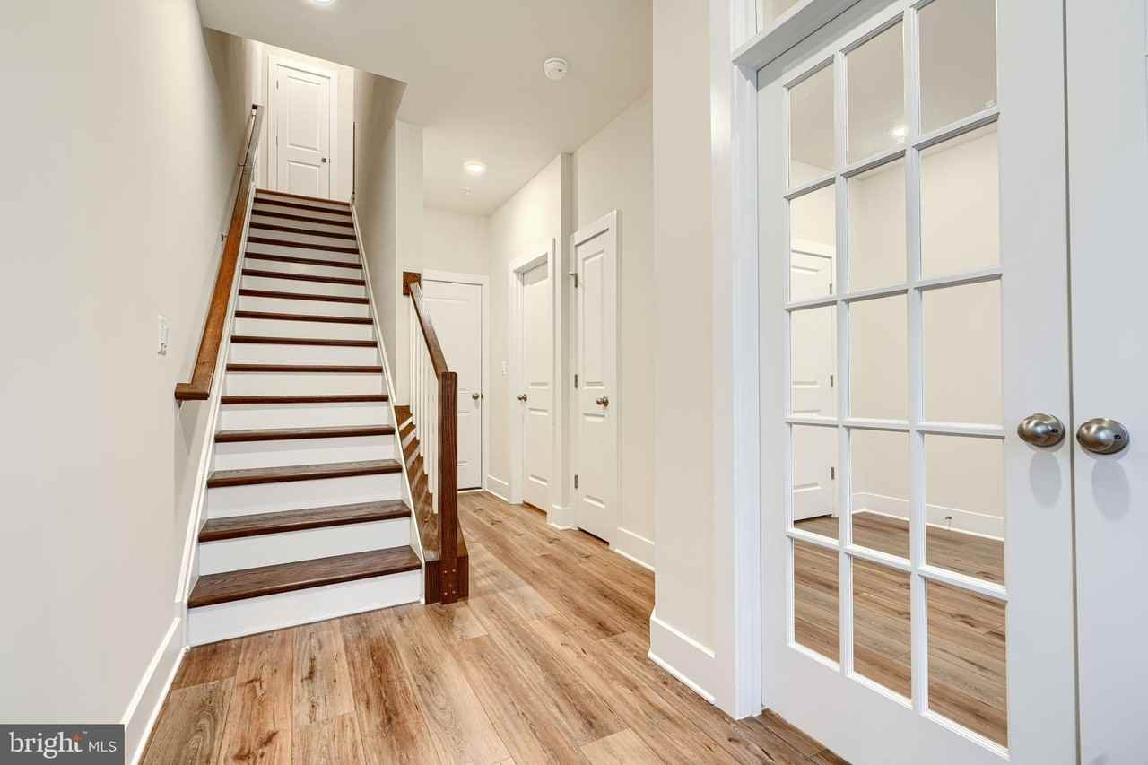 2603 Light St - Photo 3 of 29