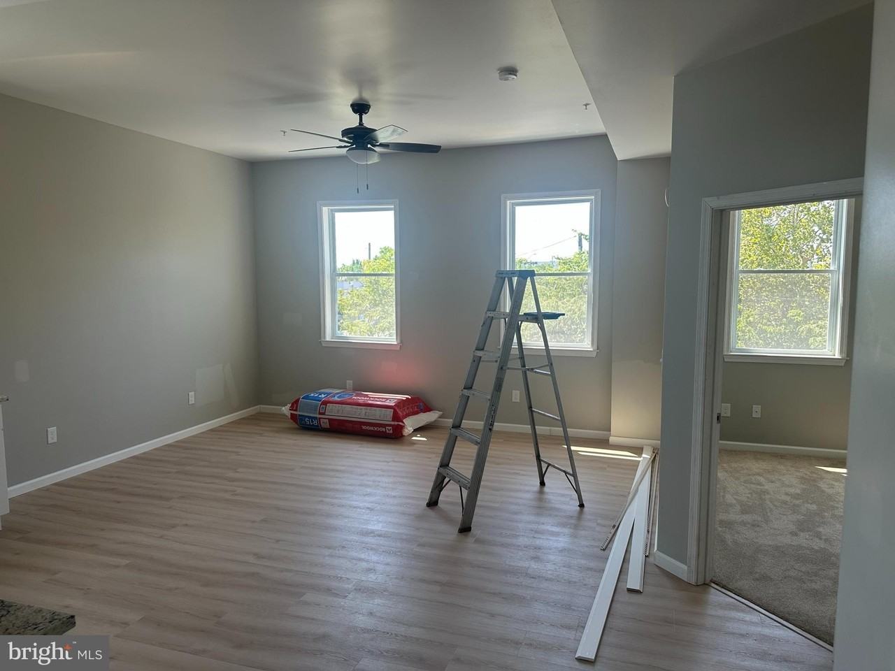 6201 Eastern Ave - Photo 6 of 7