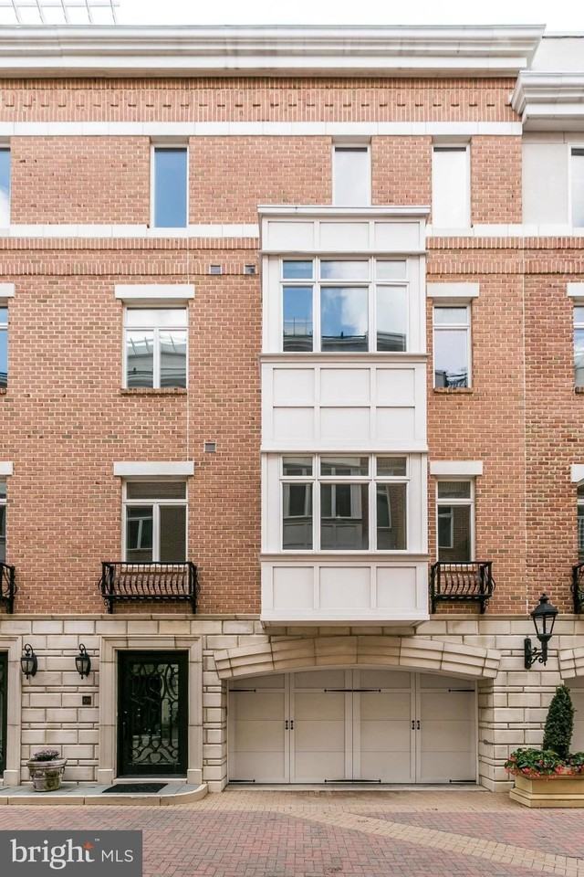 639 Ponte Villas S Unit 128 #128 - Photo 6 of 46