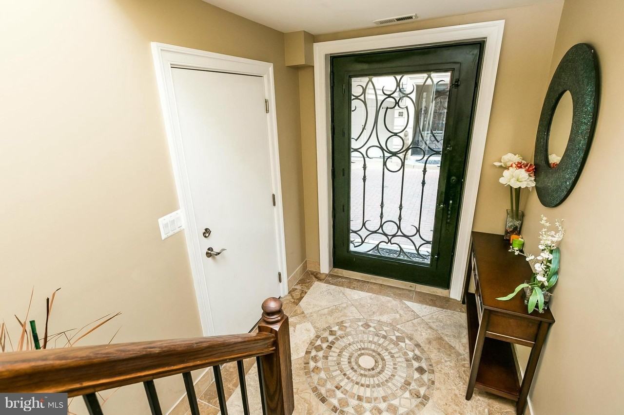 639 Ponte Villas S Unit 128 #128 - Photo 7 of 46