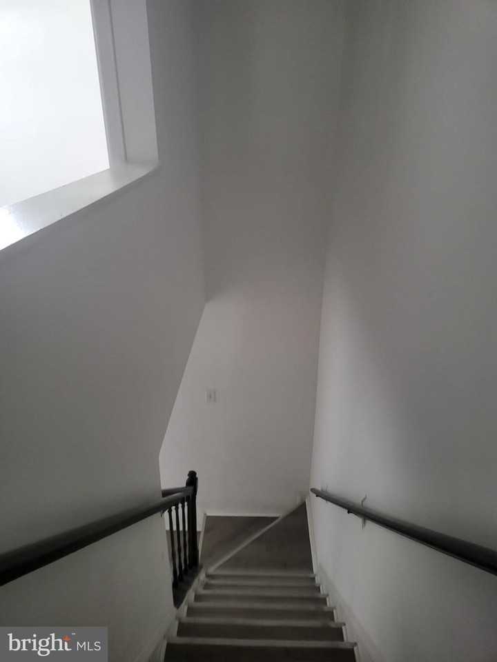 1129 Willinger Court - Photo 3 of 26