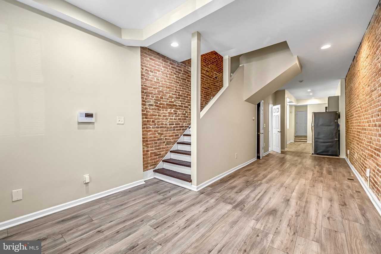 2131 Jefferson St - Photo 4 of 24