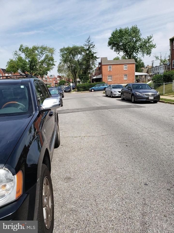 5338 Nelson Ave Apt 1 #1 - Photo 5 of 11