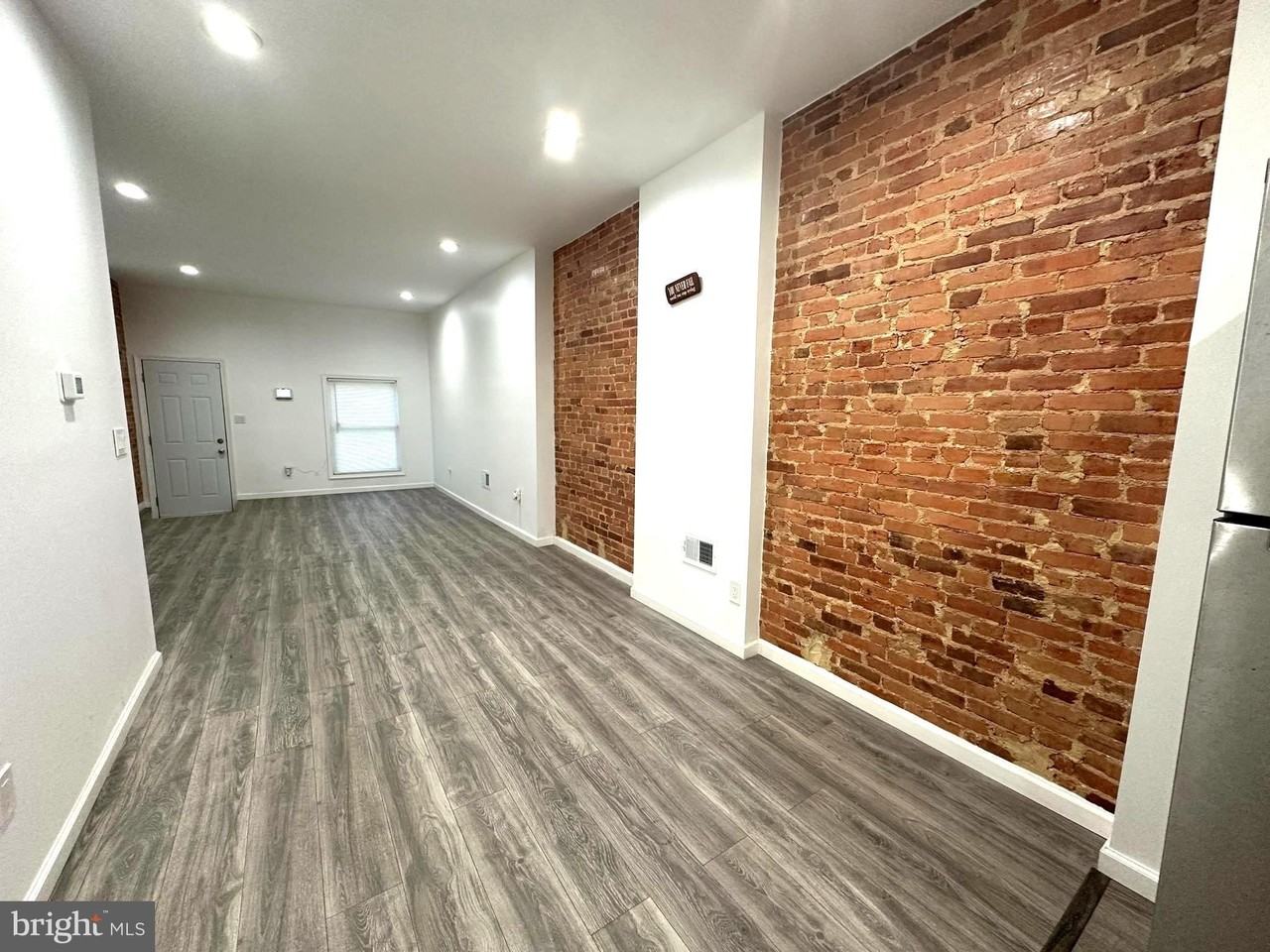 2654 Wilkens Ave - Photo 4 of 10