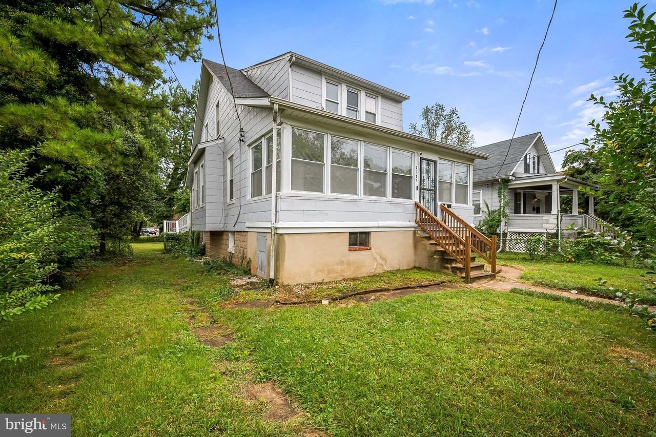 3727 Milford Avenue - Photo 2 of 20