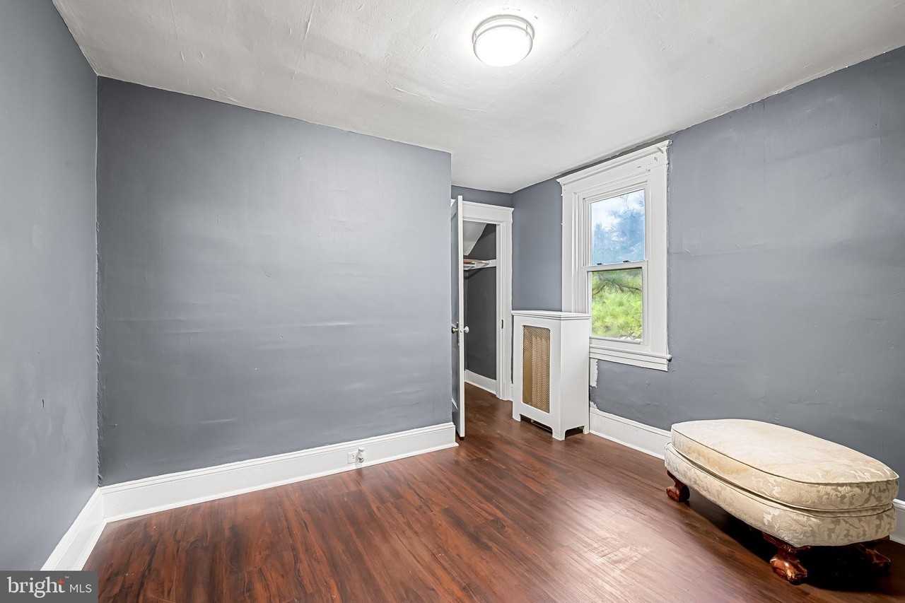 3727 Milford Avenue - Photo 7 of 20