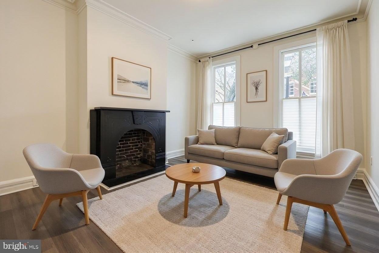 615 South Paca Street - Photo 2 of 34