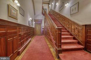 3 W Mount Vernon Pl Apt 1 #1 - Photo 1 of 1