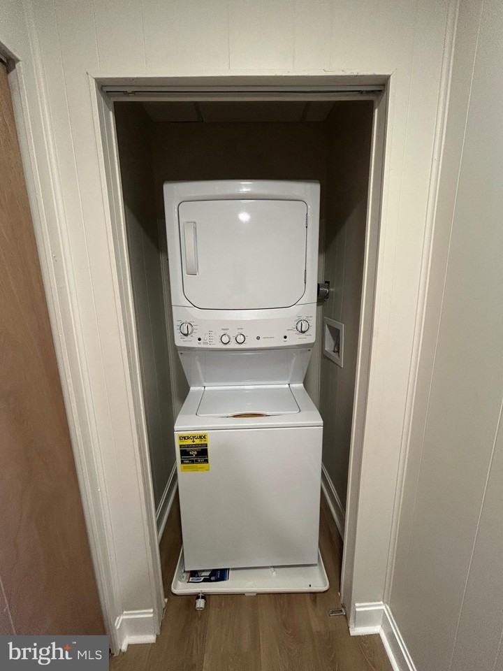 1130 Light Street #5 - Photo 6 of 11