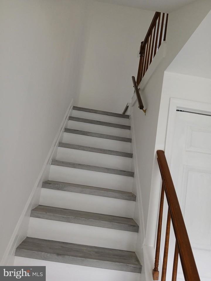 9155 Throgmorton Rd #1 - Photo 5 of 25