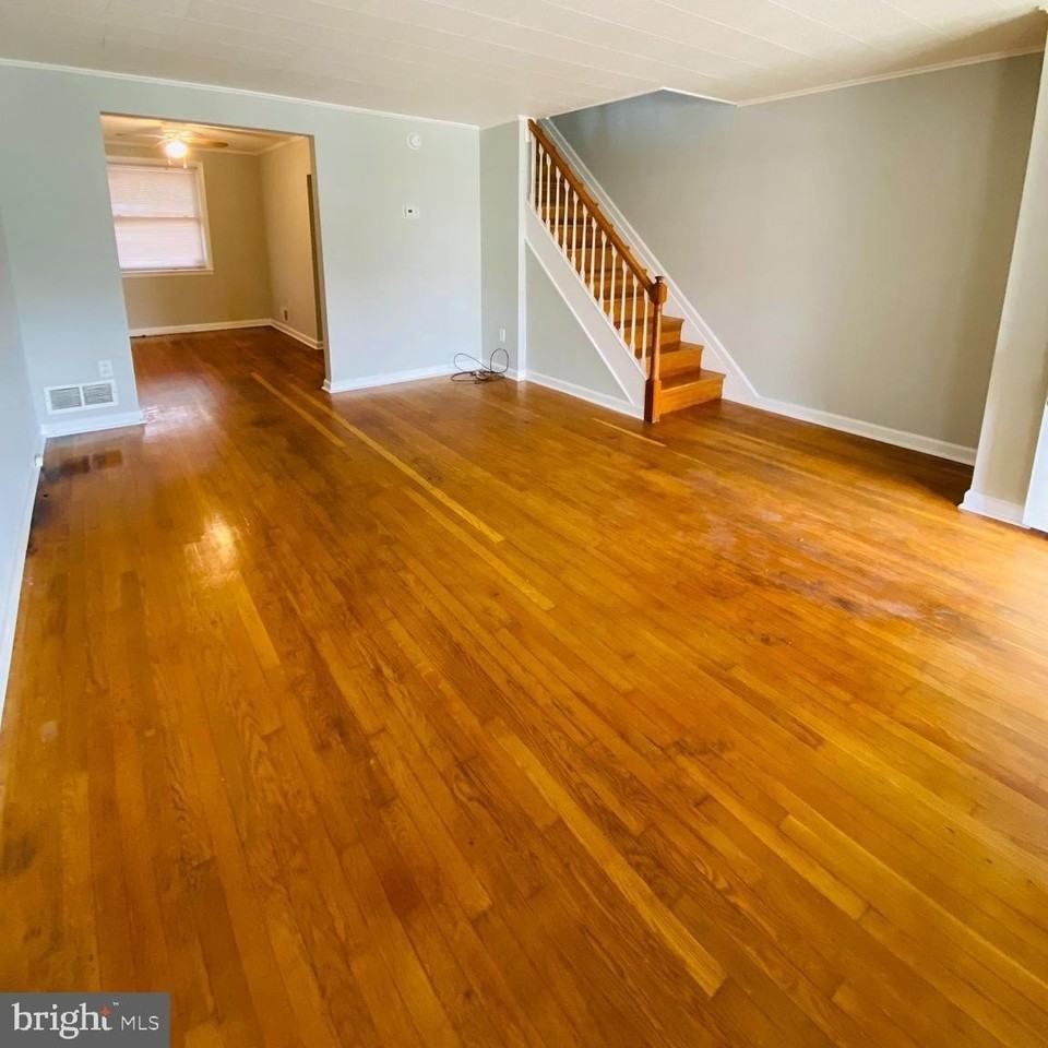 2073 Jasmine Rd - Photo 2 of 12