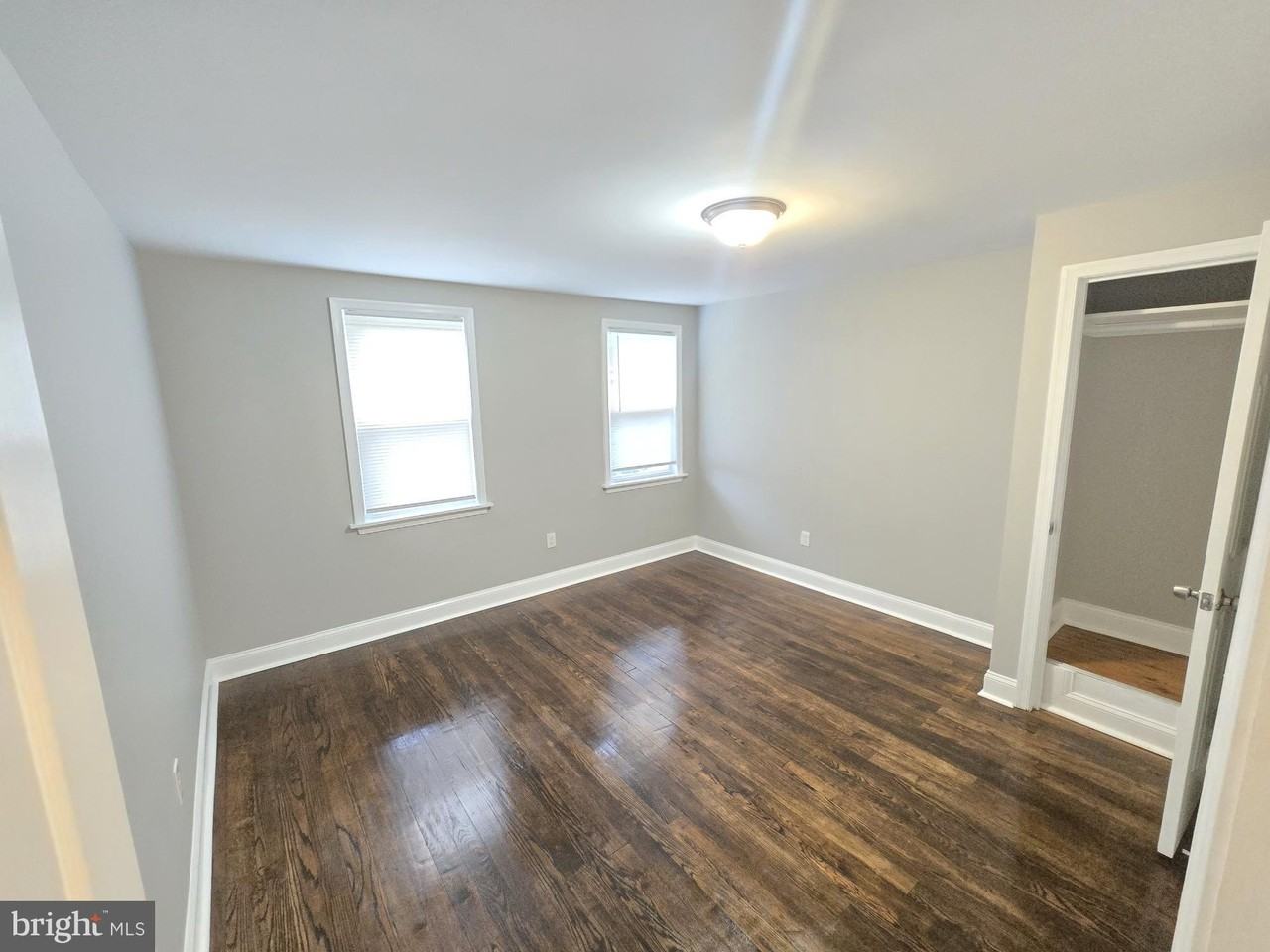 144 Chestnut St - Photo 7 of 14