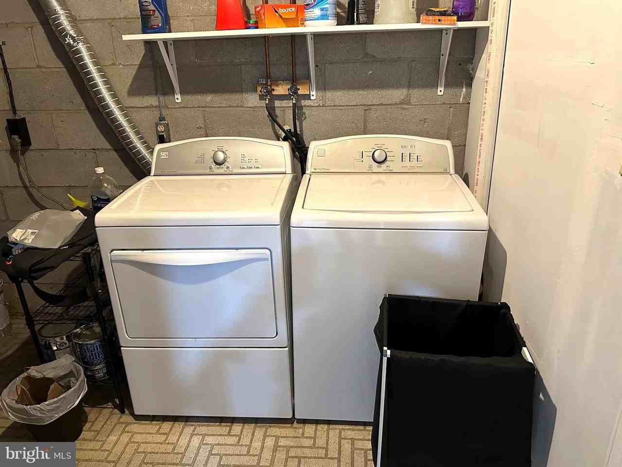 8 Dandelion Ct Unit B #B - Photo 5 of 17