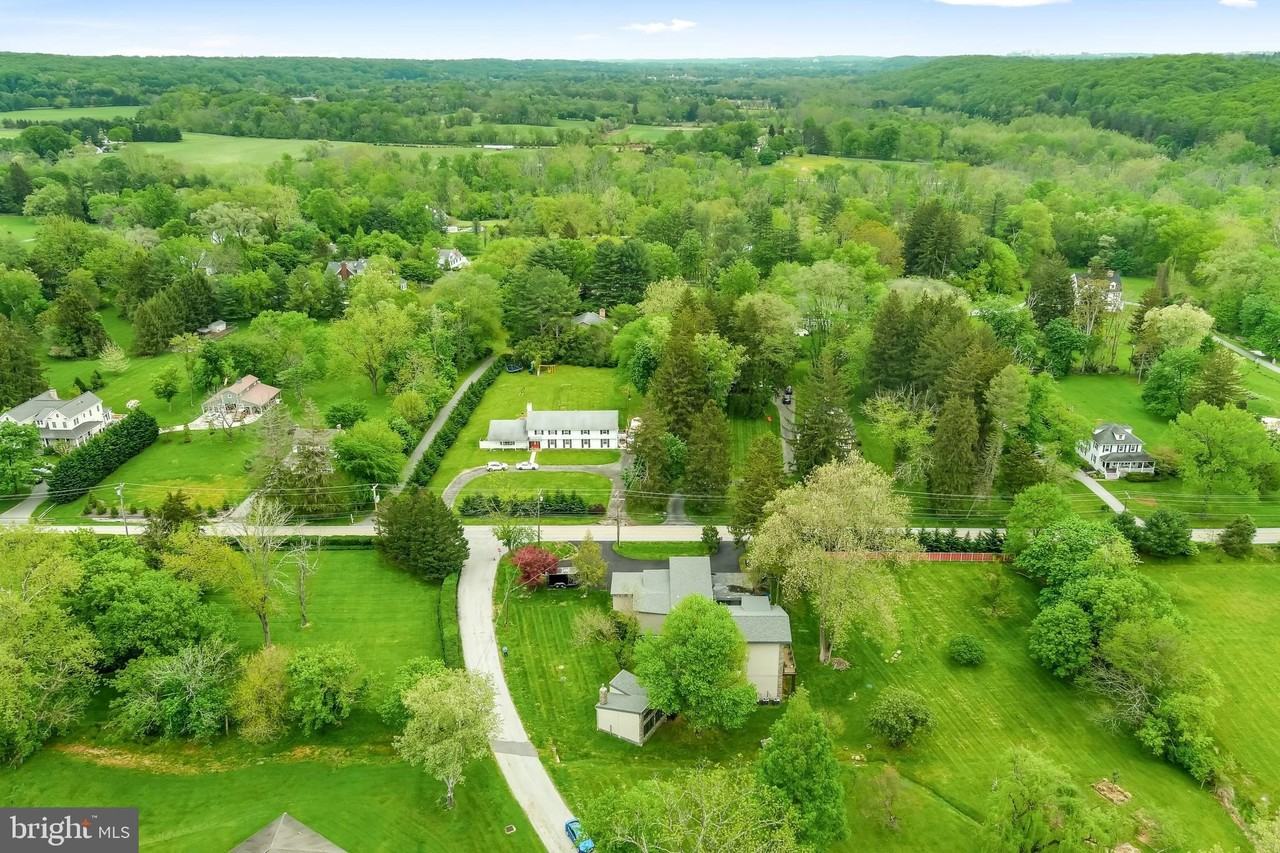 10530 Stevenson Rd - Photo 2 of 50