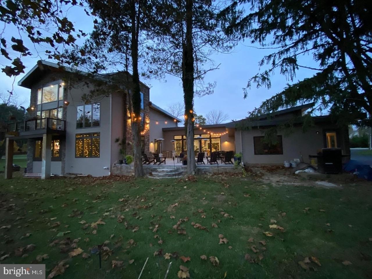 10530 Stevenson Rd - Photo 5 of 50