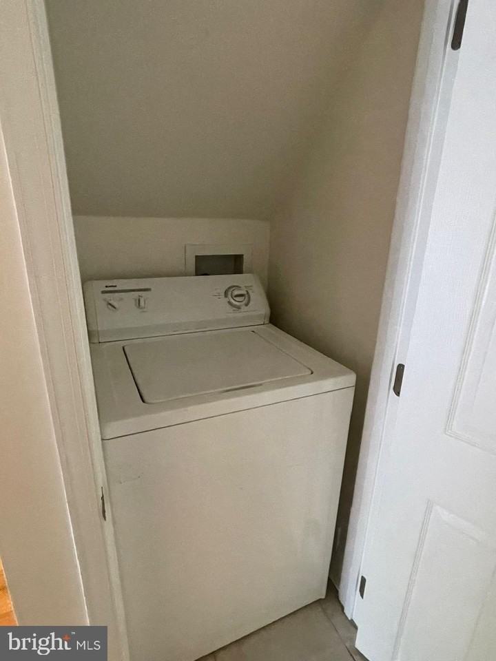 109 Carver Road - Photo 4 of 23