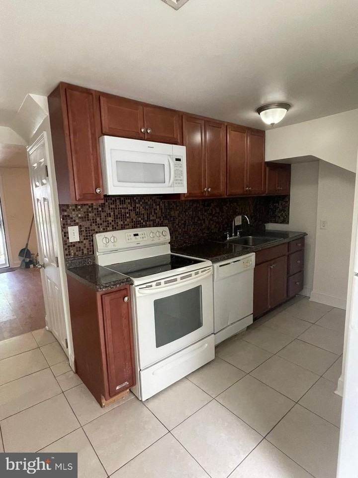 109 Carver Road - Photo 7 of 23