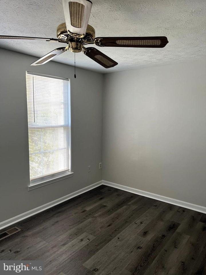 2243 Riding Crop Way - Photo 6 of 17