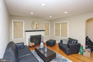 7 Randall Ave - Photo 1 of 1