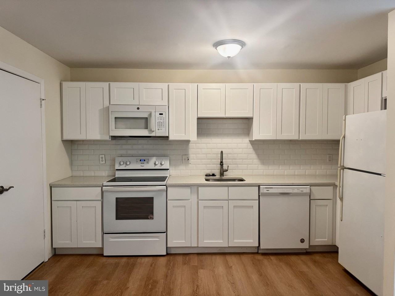 8 Winners Cir Apt 2b #2B - Photo 3 of 14