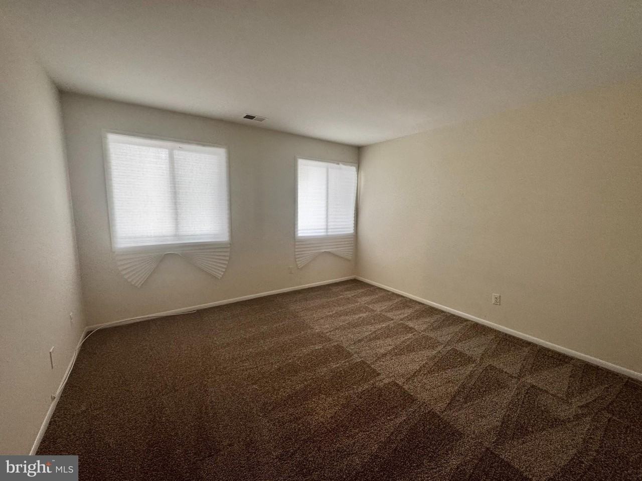 8 Winners Cir Apt 2b #2B - Photo 7 of 14