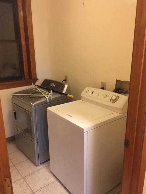 372 Centre St #2 - Photo 5 of 9